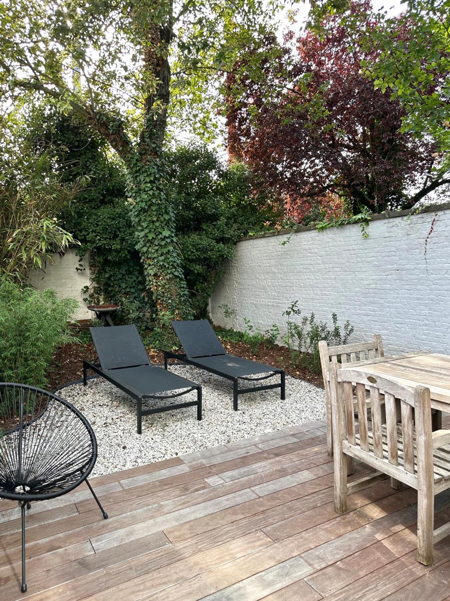 Luxury Apartment With Cosy Garden! Γάνδη Εξωτερικό φωτογραφία